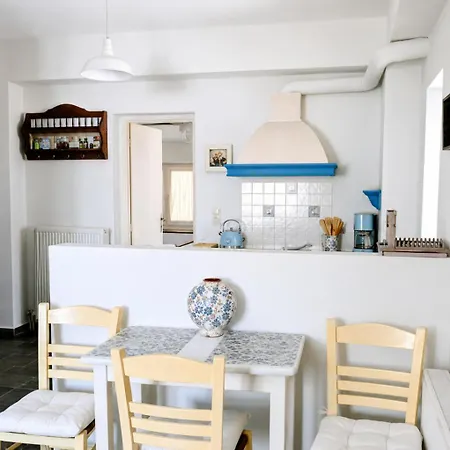 Stellinas House 2