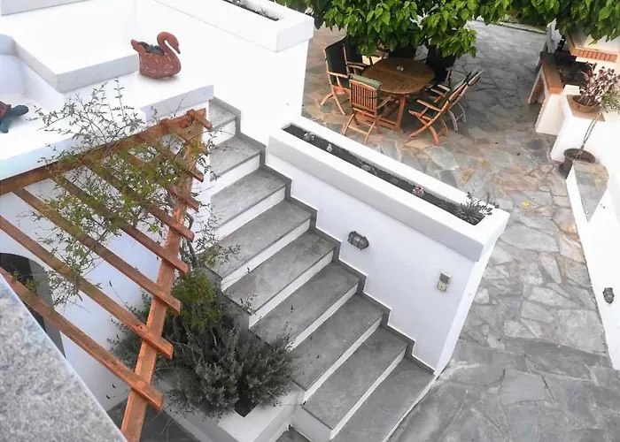 Апартаменты Stellinas House 2 Андрос