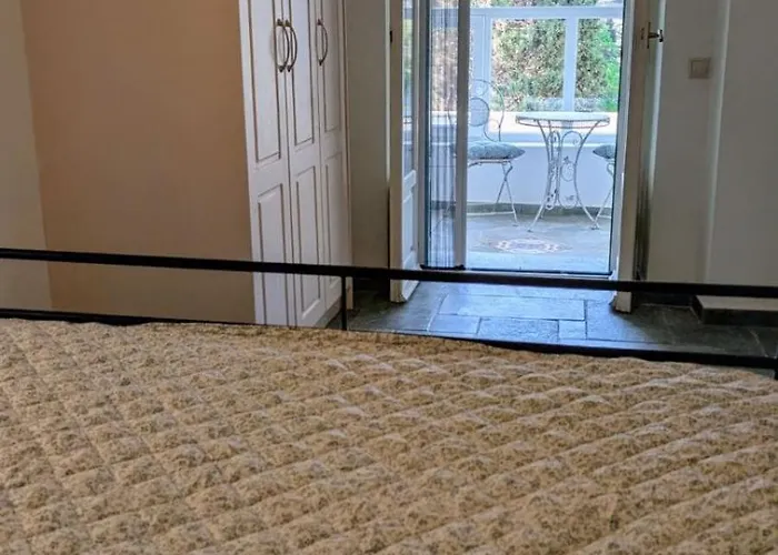 Stellinas House 2 Апартаменты *